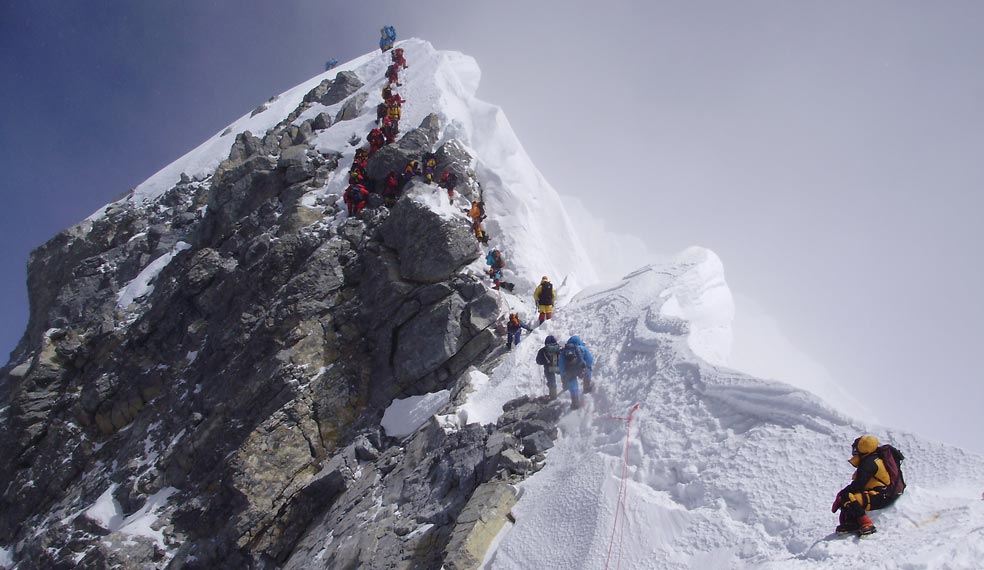 The queue to the summit of the Matterhorn in Zermatt